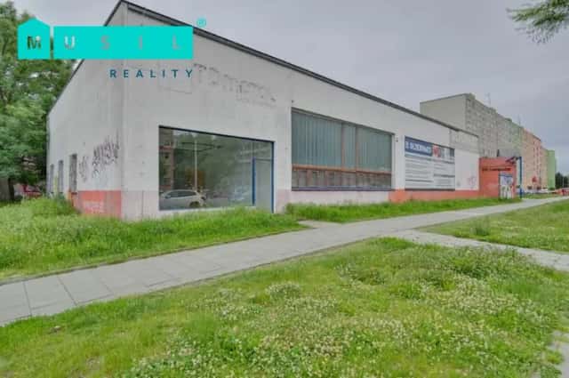 Pronájem obchodních a skladovacích prostor o výměře 542 m2 na ulici Werichova v Olomouci., Werichova, Olomouc