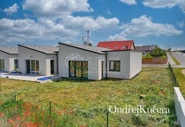 Novostavby 4+kk se zahradou v projektu Arosa Premier Buštěhrad, Buštěhrad, okres Kladno