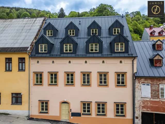 Prodej bytu 2+kk, 67 m2, Jáchymov - Krušné hory, náměstí Republiky 147, Jáchymov, okres Karlovy Vary