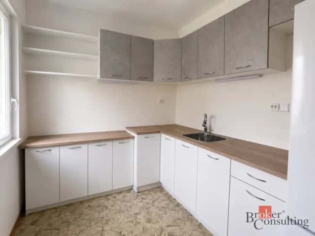 Pronájem bytu 1+kk 25 m2, Opava, Mařádkova, Opava