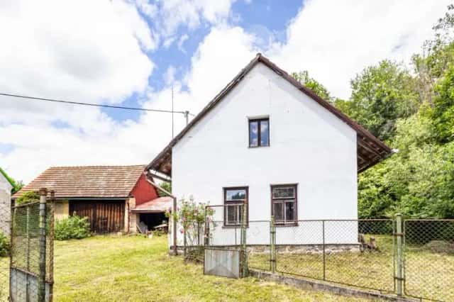 Exkluzivní prodej rodinný dům 1+1 s možností rozšíření, pozemek 769 m2, Slatina, Chudenice, okres Klatovy