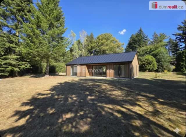 Prodej pozemku 1411 m2,, Malá Hraštice, okres Příbram