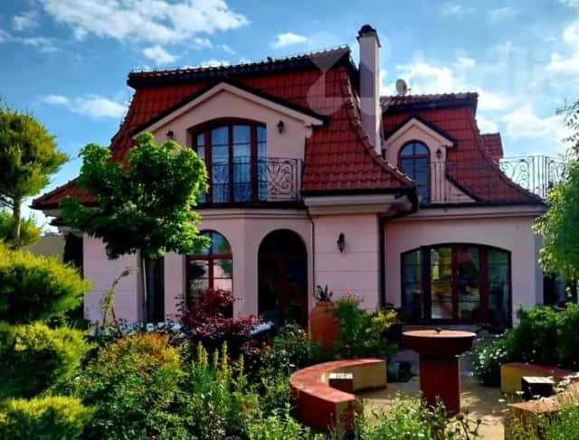 Prostorný rodinný dům 5+1, 256 m2, zahrada 1249 m2, Středokluky, Na Sedmerkách, Středokluky, okres Praha-západ