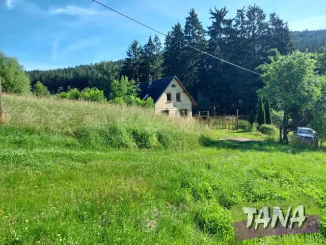 Prodej rodinného domu se stodolou a navazujícími pozemky 29.401 m2, Mostek - Debrné, Mostek, okres Trutnov