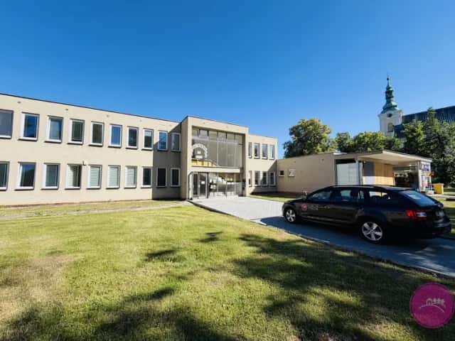Pronájem nebytového prostoru v Dolanech u Olomouce, Dolany, okres Olomouc