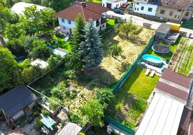 Pozemek k výstavě RD - 558 m2 v klidné, centrální části Domažlic., Domažlice