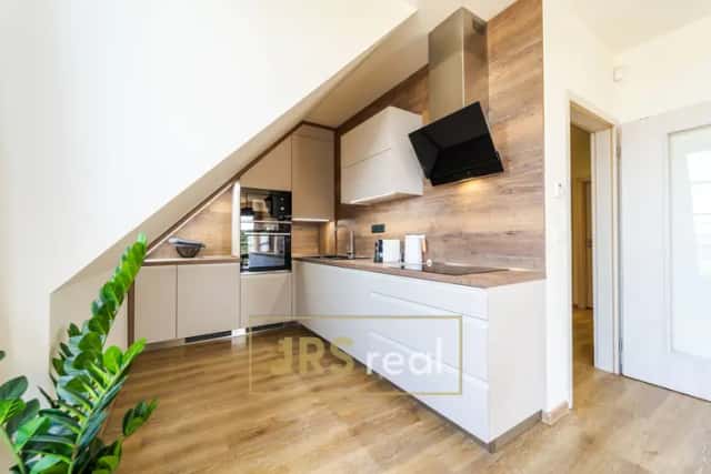 Prodej luxusního apartmánu 2+kk 75 m2 s vlastním balkonem, Říčky v Orlických horách, Říčky v Orlických horách, okres Rychnov nad Kněžnou