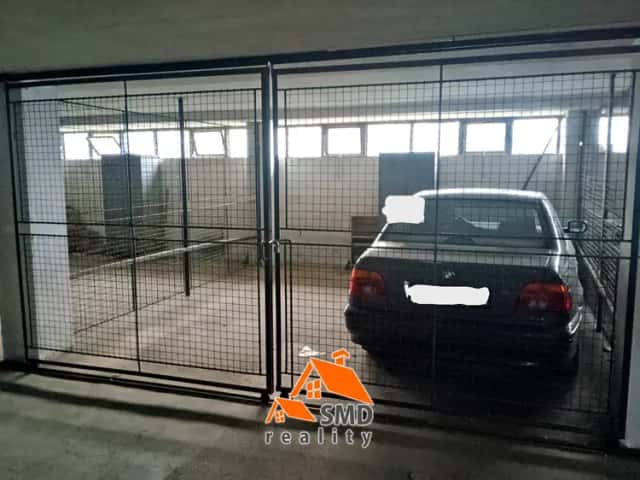 Pronájem garážového stání 12,5 m2, Brno - Lesná, Brno, okres Brno-město