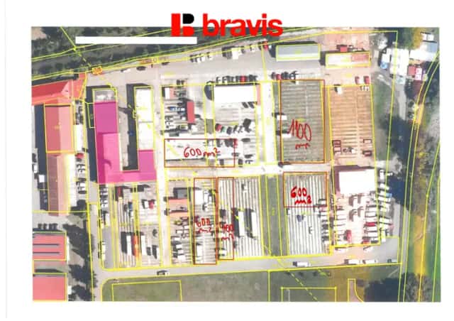 Pronájem volné plochy pozemku 1100 m2, Brno - Přízřenice, ul. Staré Náměstí, Staré náměstí, Brno, okres Brno-město