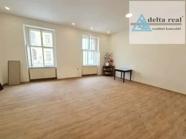Pronájem nebytových prostor v centru Šumperka, Hlavní třída 287/6, Šumperk