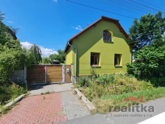 Prodej rodinného domu s velkou zahradou ve Skrochovicích, okr. Opava., Brumovice, okres Opava