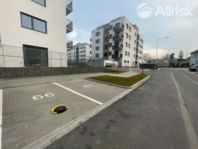 Pronájem, parkovací stání, 11 m2, rezidence Bílá perla, ul. U Císařského pluku, Opava, Vančurova, Opava