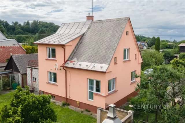 Prodej rodinného domu 5+1 (141 m2 ) s bohatým zázemím ve Vendryni - Rybářovice, Vendryně, okres Frýdek-Místek