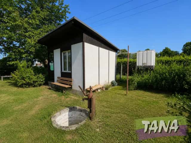 Prodej chaty 13 m2 s pozemkem 310 m2 k pronájmu, Dvůr Králové nad Labem, Ve Strži, Dvůr Králové nad Labem, okres Trutnov