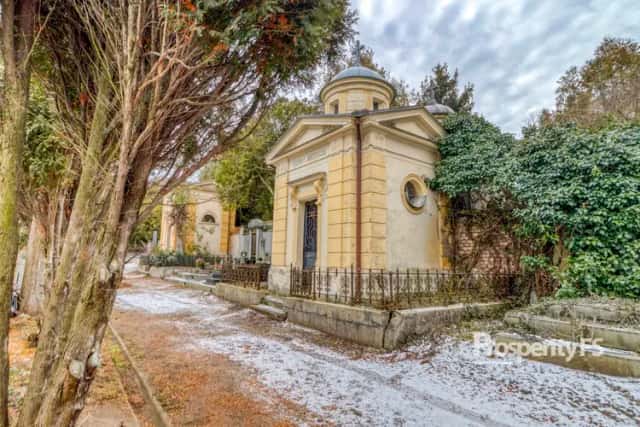 Prodej historické rodinné hrobky – Kralupy nad Vltavou, Kralupy nad Vltavou, okres Mělník