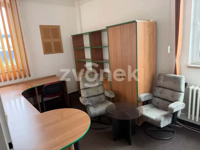 Pronájem kanceláře od 13 m2 po 22 m2, Otrokovice + možnost pronajmout více kanceláří, tř. Tomáše Bati 1616, Otrokovice, okres Zlín