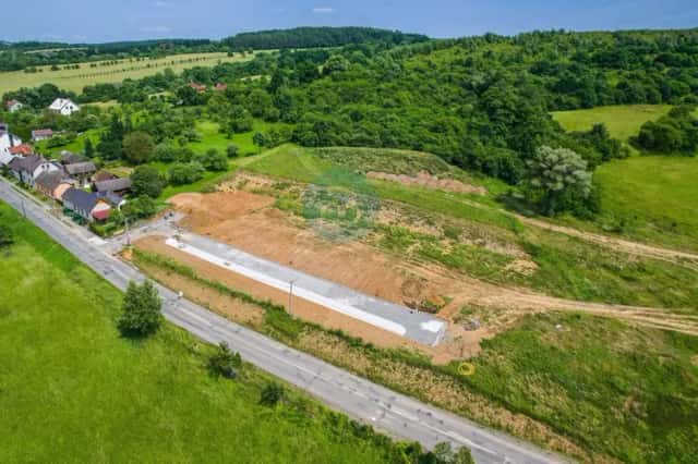 Stavební pozemek v Ludkovicích připravený k okamžité výstavbě rodinného domu, Ludkovice, okres Zlín