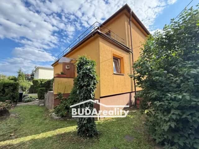 Prodej rodinného domu 4+kk s garáží, 115 m2, Otrokovice - krásná zahrada, Otrokovice, okres Zlín