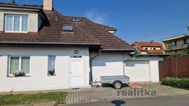 Pronájem rodinného domu v Kylešovicích (Opava) — komfortní bydlení v cihlové stavbě, k dispozici od 28. 7. 2026, Opava