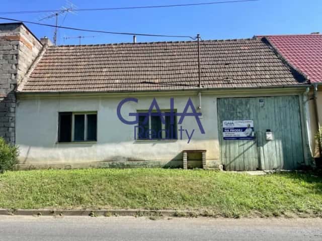 Prodej domu 2+1 se zahradou, Javorník, okres Hodonín