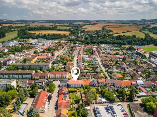 Prodej bytu 2+1, 70,30 m and sup2; s příslušenstvím a garáží přímo za domem, Zapova, Benešov