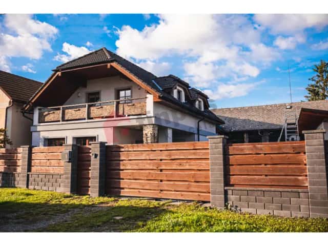 Prodej rodinného domu 5+1 211 m2 v České Skalici, okr. Náchod, Hurdálkovo náměstí, Česká Skalice, okres Náchod