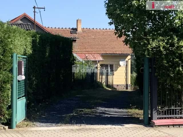Prodej RD 2+1 se zahradou, s půdou a s podsklepením se 3 místnostmi a garáží, Poříčí nad Sázavou, Čerčanská, Poříčí nad Sázavou, okres Benešov