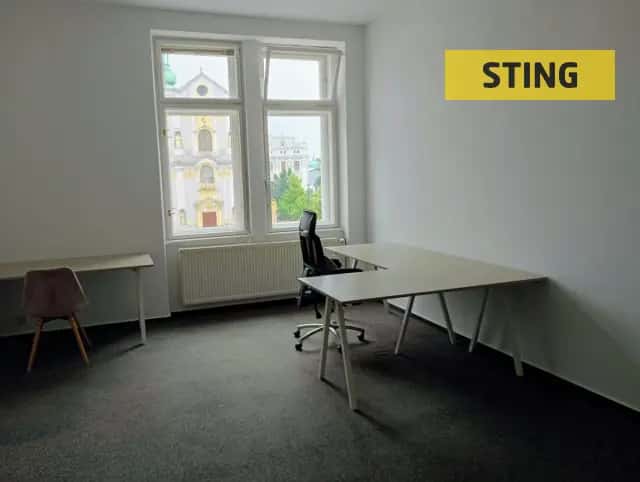 Pronájem sestavy dvou kanceláří 54 m2 ., Opava