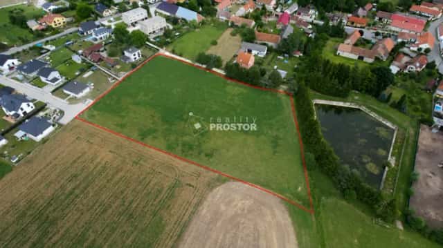Pozemek pro rezidenční výstavbu 10 791 m2, Bykoš u Berouna, Bykoš, okres Beroun