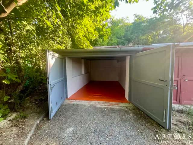 Prodej garáže 17 m2, Brno - Obřany, pozemek 19 m2, Brno, okres Brno-město