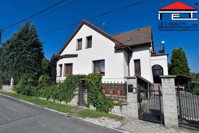 Prodej rodinného domu 225 m2, s pozemkem 810 m Orlová - Poruba, Dělnická 510, Orlová, okres Karviná