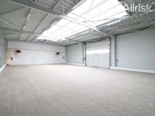 PRONÁJEM NOVOSTAVBY VYTÁPĚNÉ HALY SE ZÁZEMÍM 130-376 m2, Rosice, okres Brno-venkov