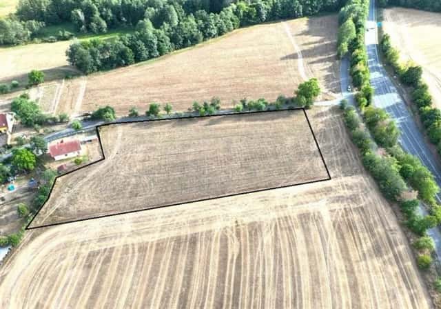 Pozemek 9.236 m2 k výstavbě rodinných domů v lokalitě Valcha u Domažlic., Domažlice