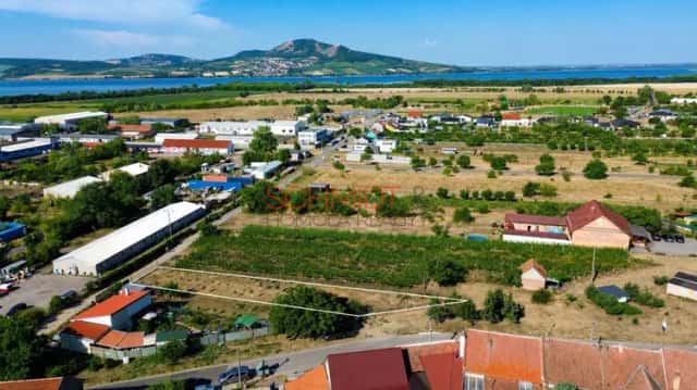 Stavební pozemek Šakvice, Šakvice, okres Břeclav