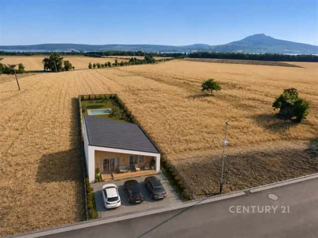 Pozemek s panoramatickými výhledy v obci Šakvice, v srdci jižní Moravy, vhodný pro bydlení., Šakvice, okres Břeclav