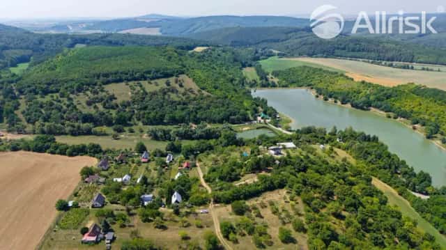 PRODEJ REKREAČNÍHO POZEMKU V JESTŘABICÍCH, Koryčany, okres Kroměříž