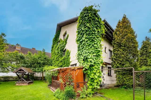 Vícegenerační rodinný dům v Tlustici u Hořovic, Tlustice, okres Beroun