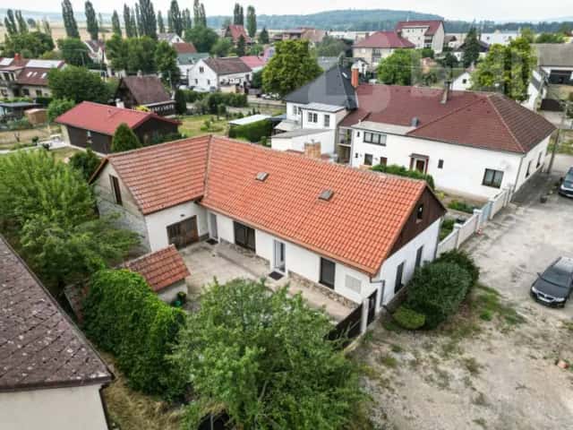 Rodinný dům 4+1, s garáží, Rpety, Rpety, okres Beroun