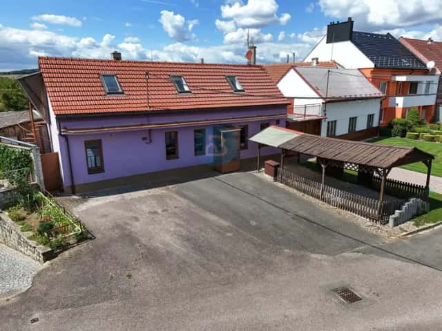 Prodej víceúčelového objektu s projektem na rodinný dům – Vlčnov, Vlčnov, okres Uherské Hradiště