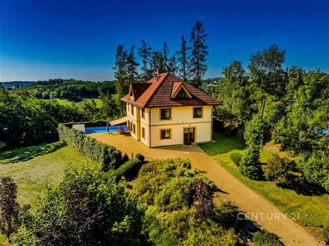 Prodej objektu k podnikání, 327 m2, pozemek 5 036 m2, bazén, dvougaráž – Sázava, Čeřenice, Sázava, okres Benešov