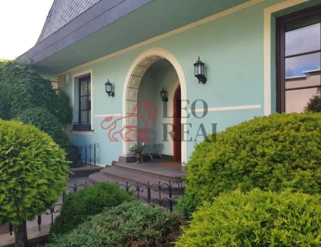 Prodej rodinného domu 350 m2, pozemek 918 m2, Říčany, okres Praha-východ
