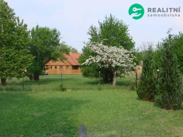 Stavebný pozemok Nymburk - 35 min od Prahy, Dymokury, okres Nymburk