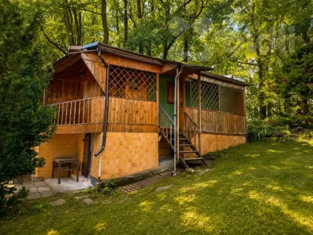 Chata 27 m2, pozemek 180 m2, Třebušín, okres Litoměřice