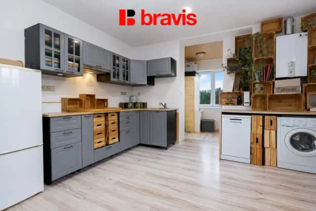 Prodej atypického bytu 2+kk, ul.Charbulova – Černovice, velký sklep, zahrada, Charbulova 126/23, Brno, okres Brno-město