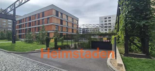 Pronájem garážového stání 12 m2, Praha - Holešovice, U Pergamenky 1640/11a, Praha