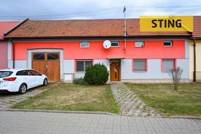 Rodinný dům s hospodářským zázemím a velkou zahradou, Nedachlebice, Nedachlebice, okres Uherské Hradiště
