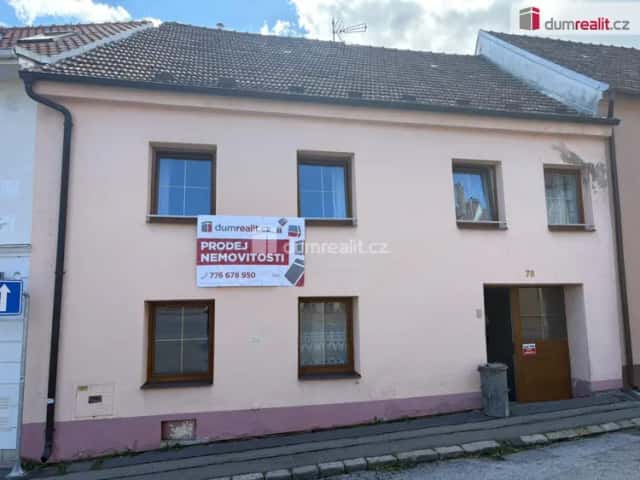 prodej rodinného domu ve Velešíně, náměstí J. V. Kamarýta, Velešín, okres Český Krumlov