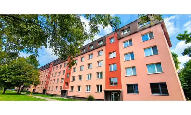 Prodej prostorného bytu 3+1 s lodžií - Otrokovice, Kvítkovice, ul. SNP, SNP, Otrokovice, okres Zlín