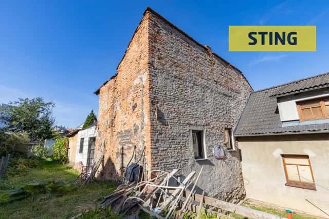 Prodej rodinného domu před rekonstrukcí, 4+1 s terasou, Bílovec, okres Nový Jičín