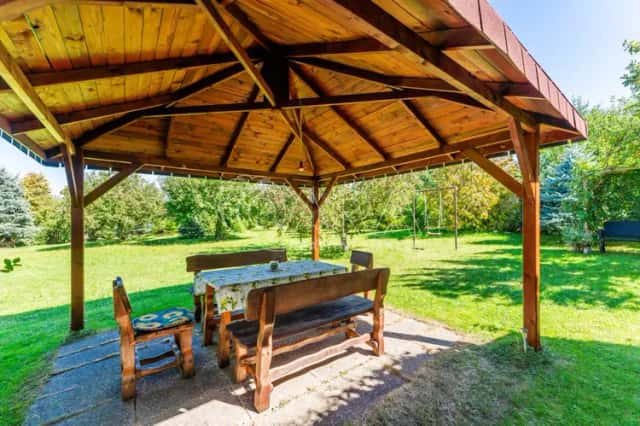 Útulný rodinný dům se stodolou a velkou zahradou Velký Chlumec (971 m), Velký Chlumec, okres Beroun